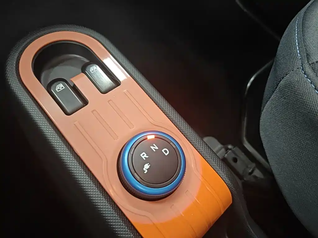 Wuling MINIEV — миниатюра 14