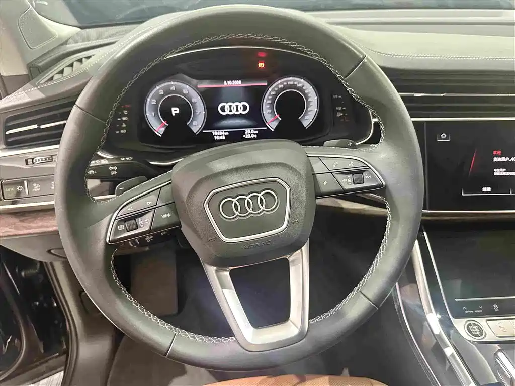 Audi Q7 — миниатюра 6