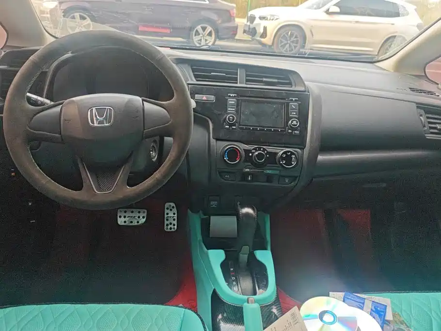 Honda Fit — миниатюра 12