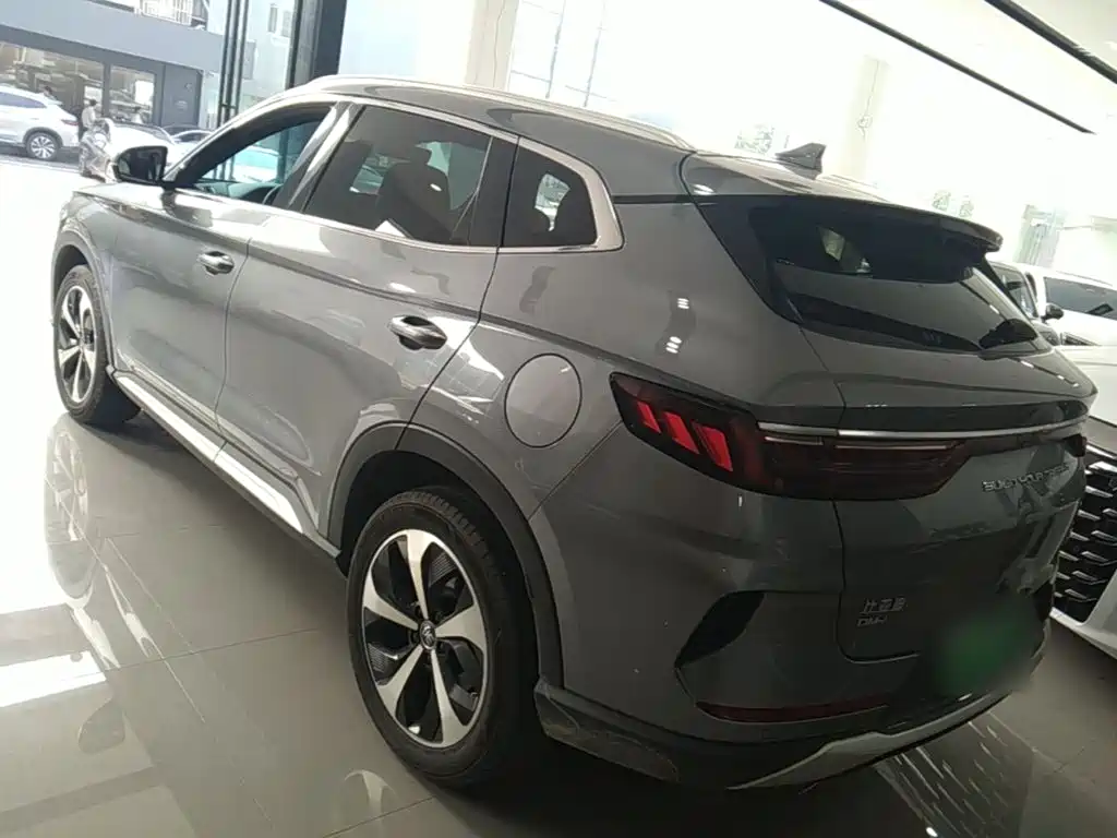 BYD PLUS New Energy — миниатюра 5