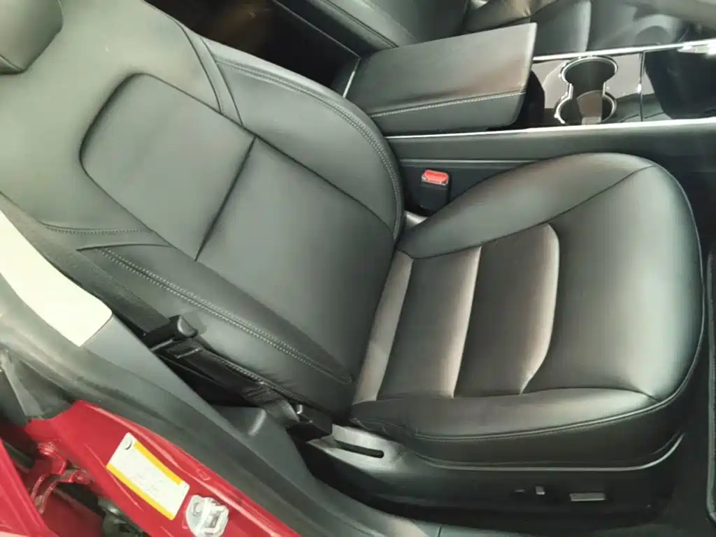 Tesla Model 3 — миниатюра 25