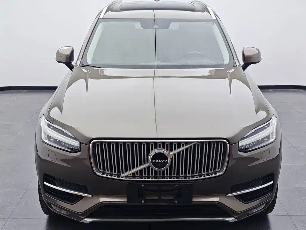 Volvo XC90 — миниатюра 2
