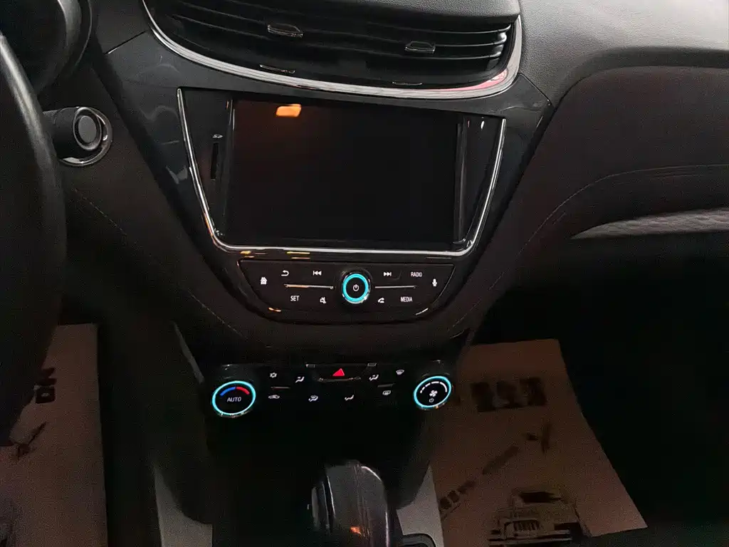 Chevrolet Malibu — миниатюра 12