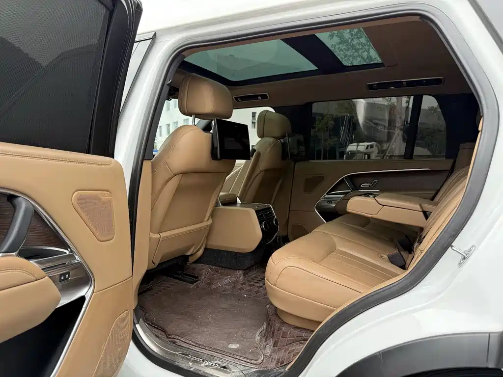 Land Rover Range Rover — миниатюра 13