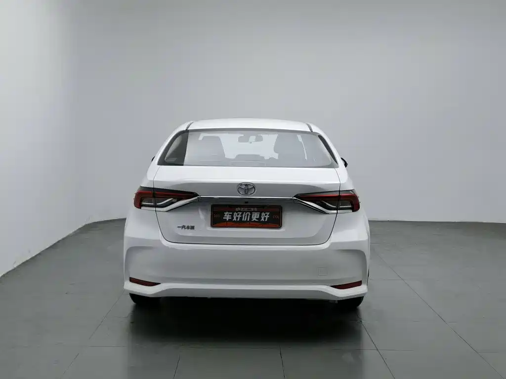 Toyota Corolla — миниатюра 4