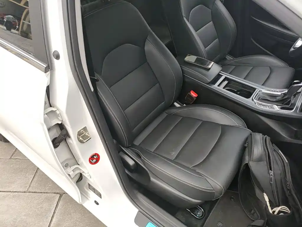 Geely Emgrand — миниатюра 25