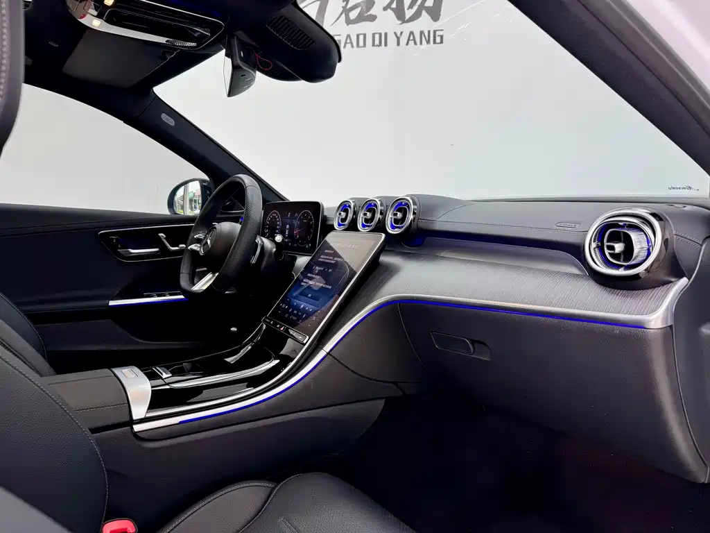 Mercedes-Benz C-Class — миниатюра 14