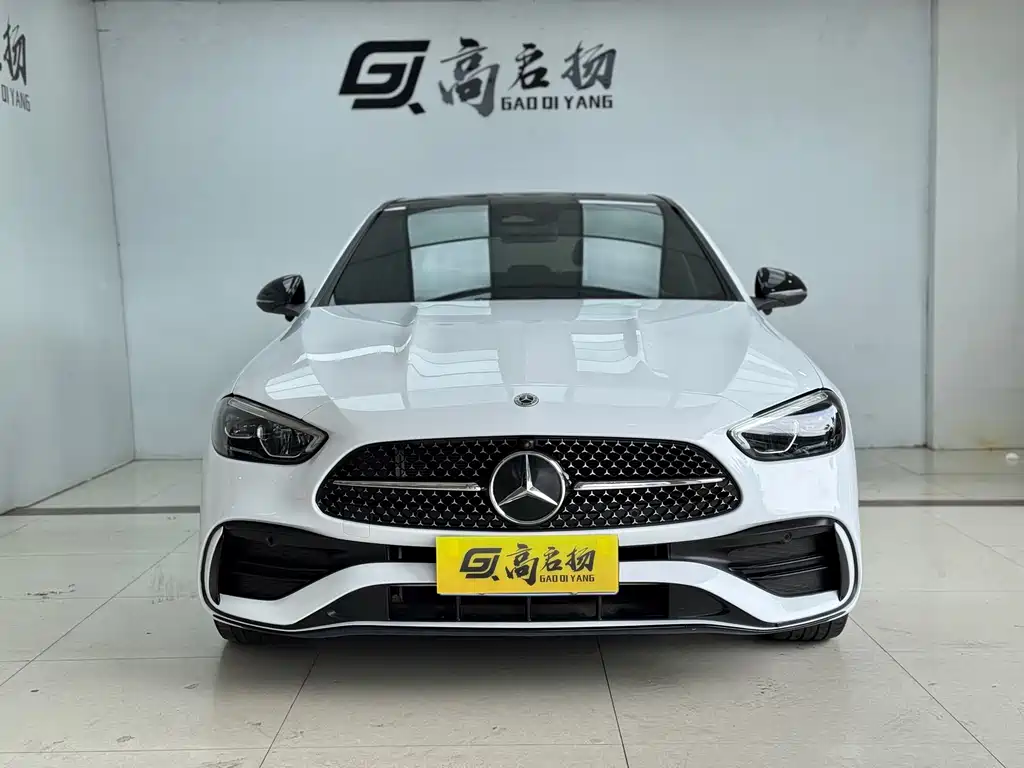 Mercedes-Benz C-Class — миниатюра 2