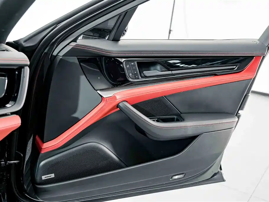 Porsche Panamera — миниатюра 16