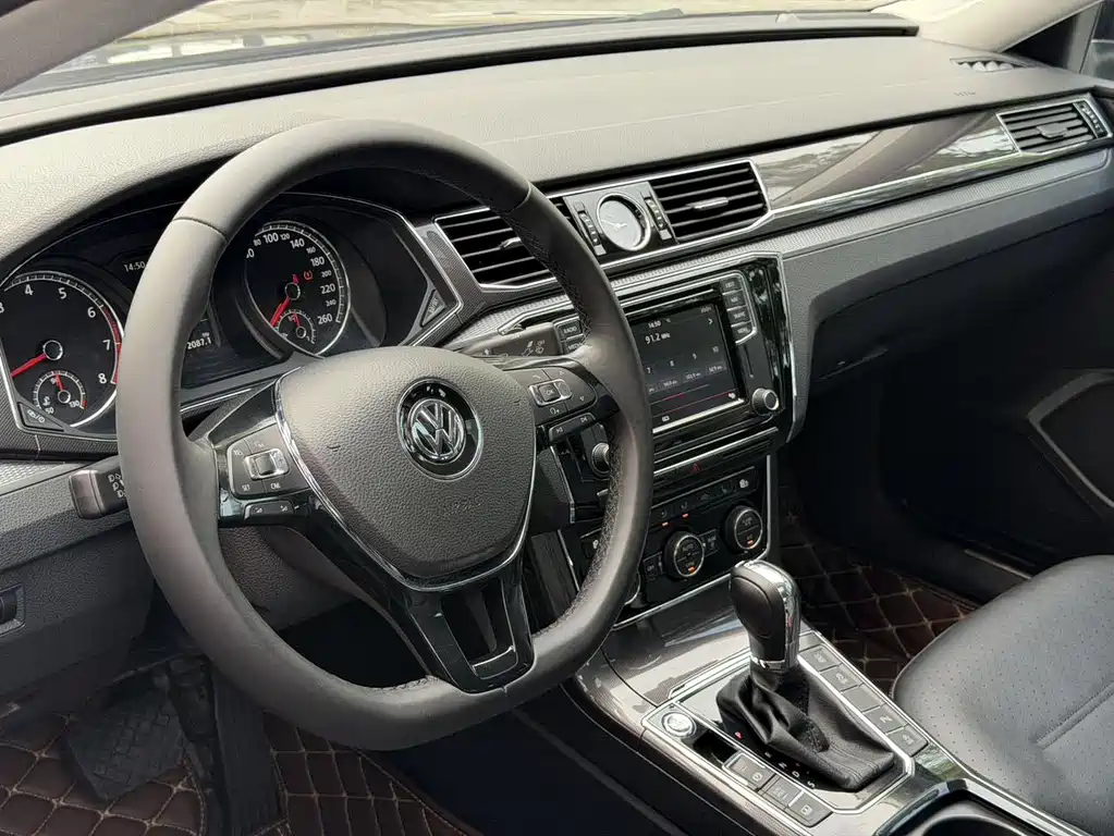 Volkswagen Passat — миниатюра 10