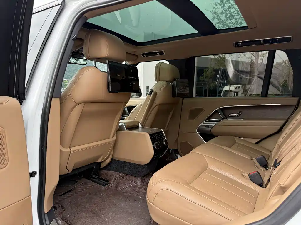 Land Rover Range Rover — миниатюра 10