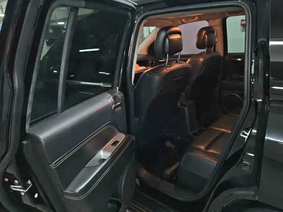 Jeep Compass (Import) — миниатюра 11
