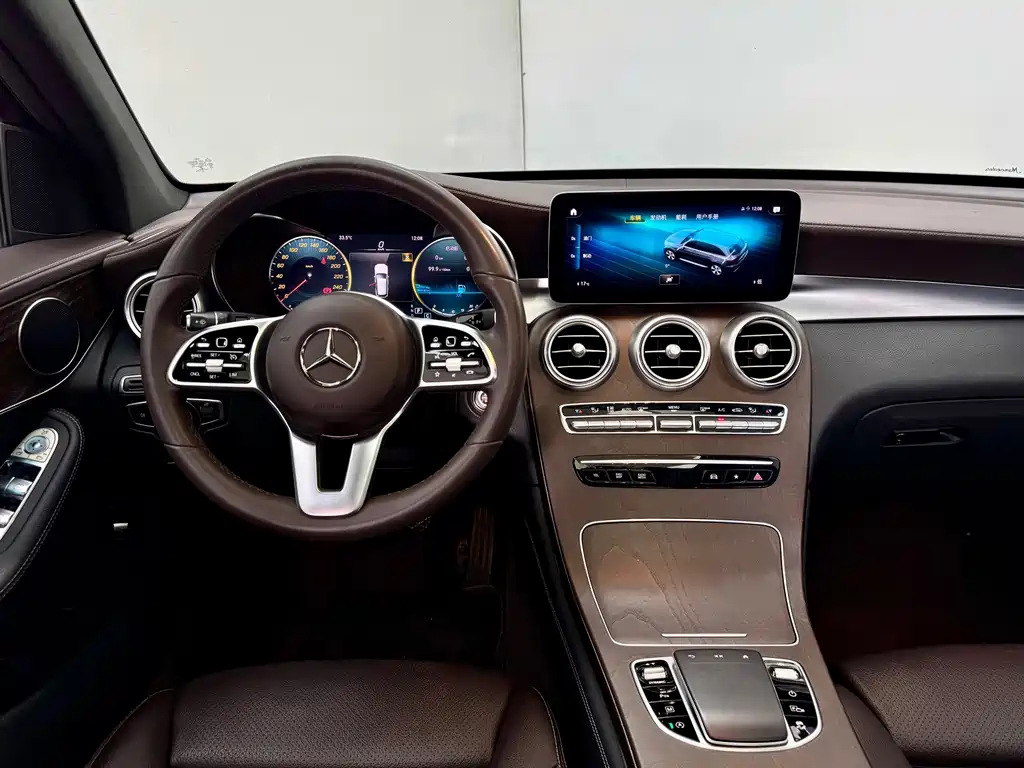 Mercedes-Benz GLC — миниатюра 17