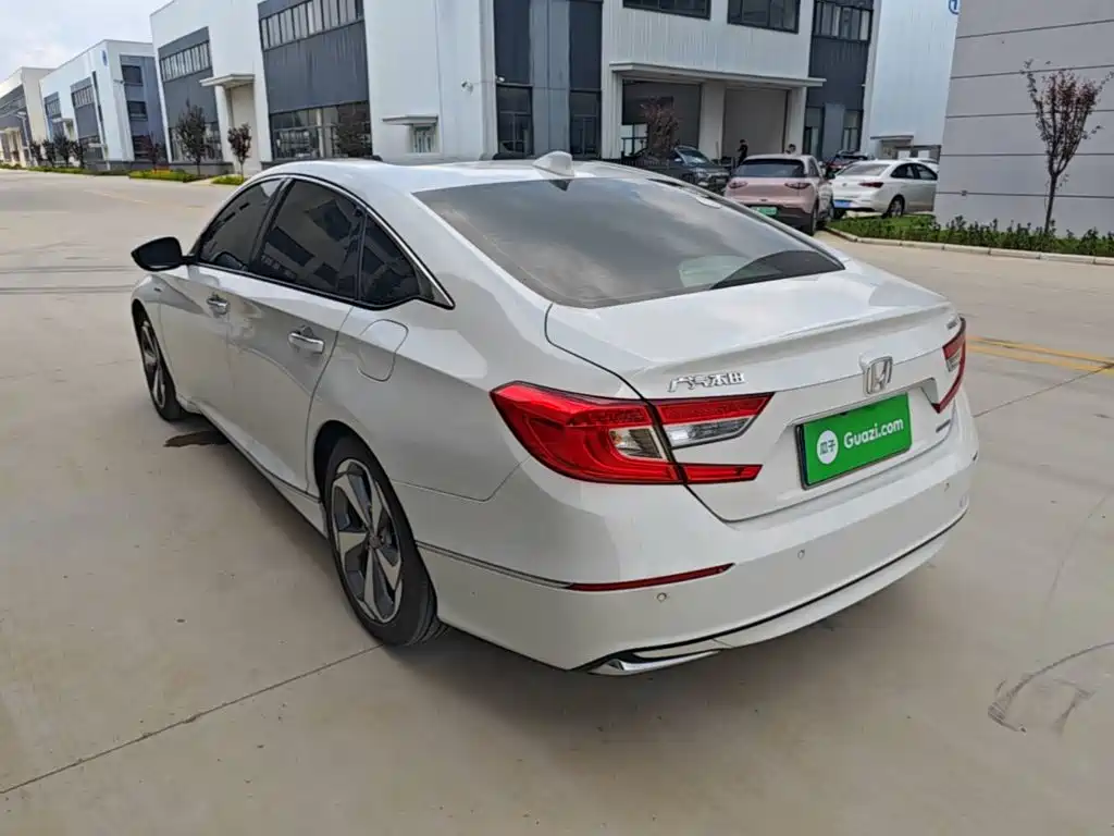 Honda Accord — миниатюра 24