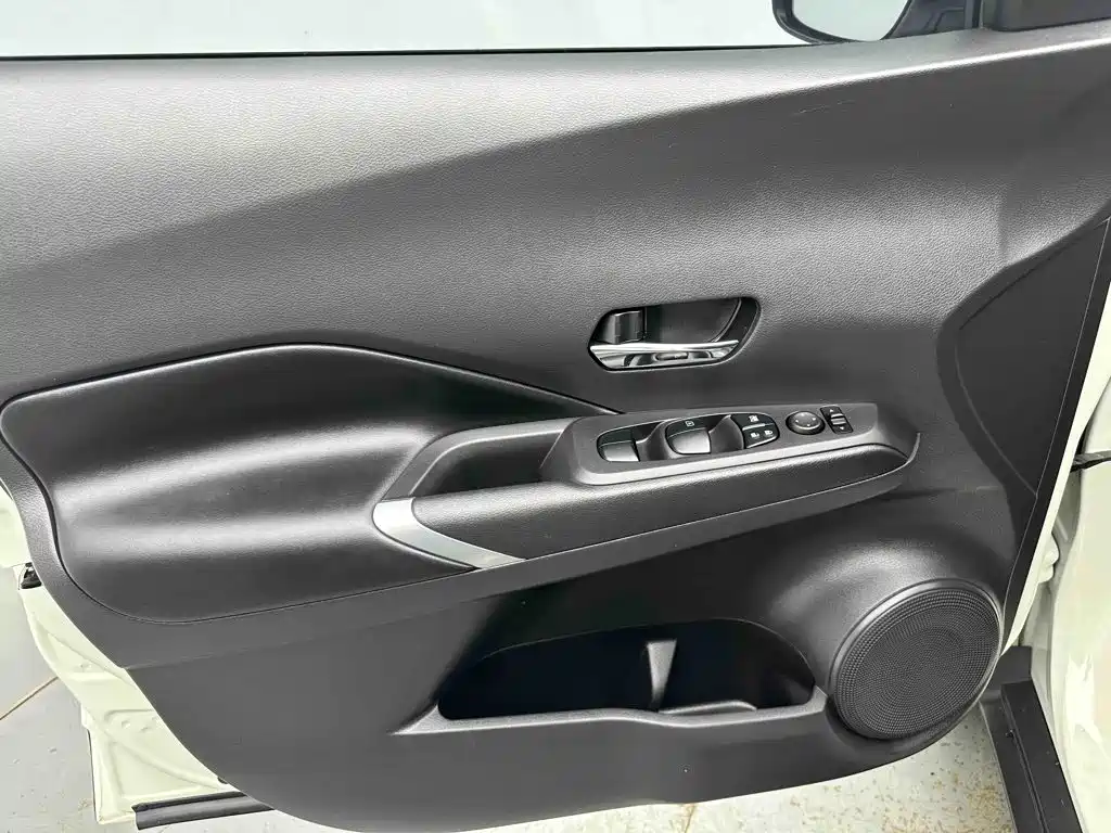 Nissan Kicks — миниатюра 10