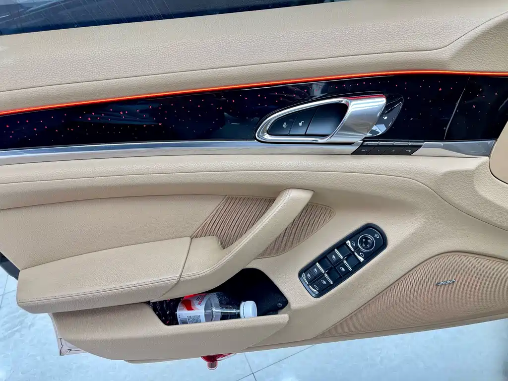 Porsche Panamera — миниатюра 5