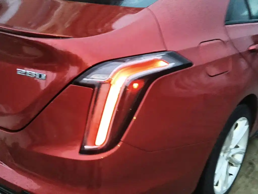 Cadillac CT4 — миниатюра 8