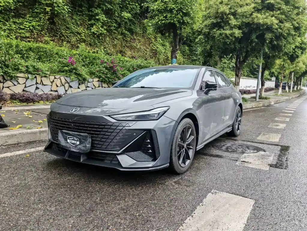 Changan UNI-V 2023