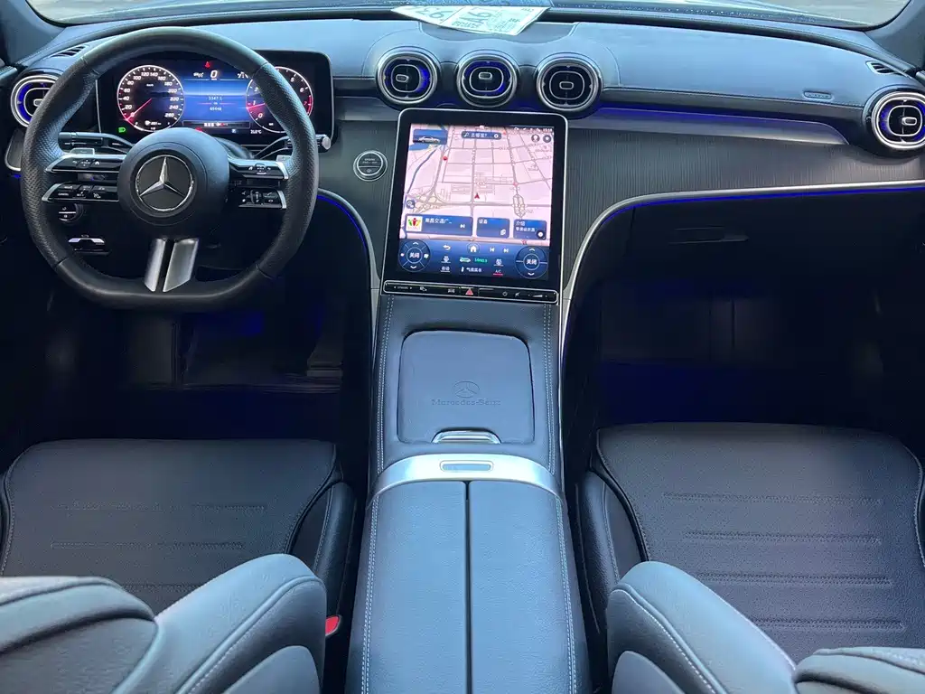 Mercedes-Benz C-Class 2023 — фото 7