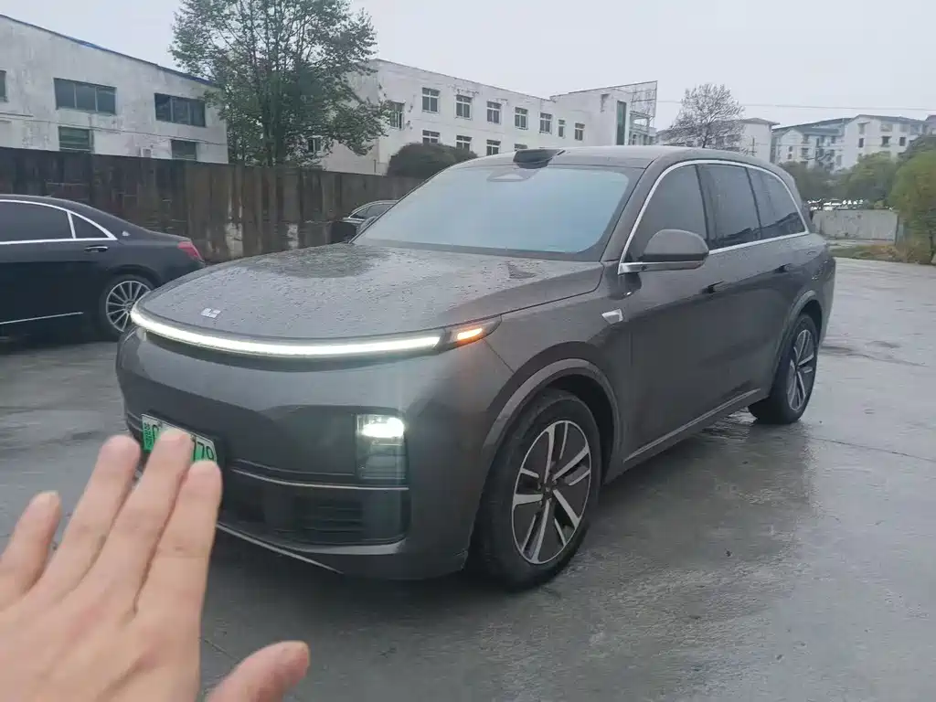 Li Auto Li L8 2024
