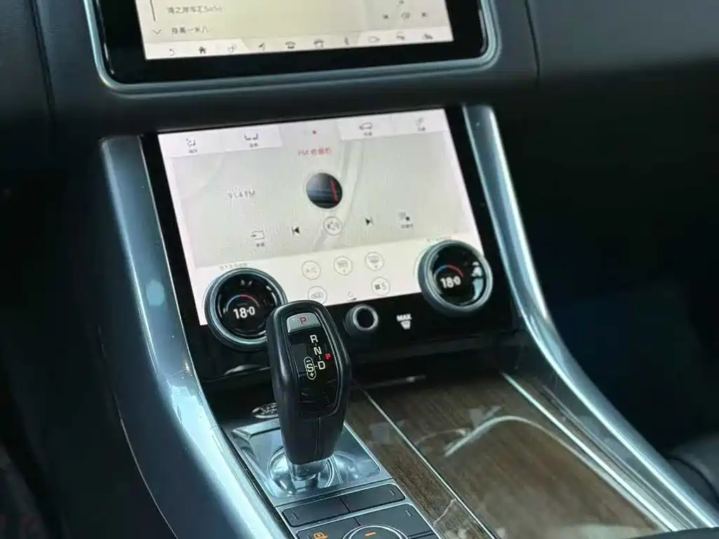 LAND ROVER RANGE ROVER SPORT NEW ENERGY