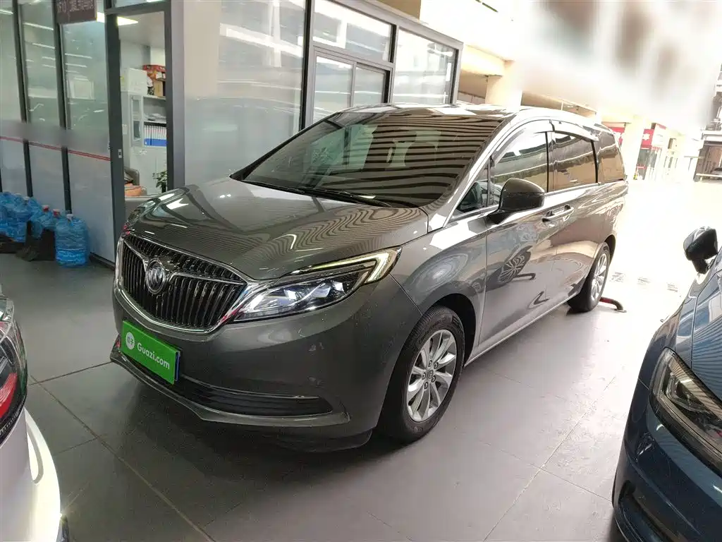 Buick GL8 2020