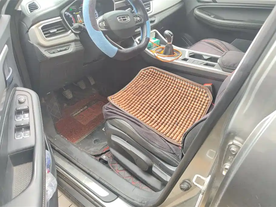 GEELY AUTOMOBILE VISION X6