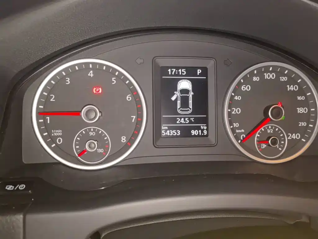 Volkswagen Tiguan — миниатюра 12