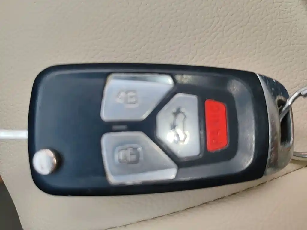 Nissan Sunny — миниатюра 9