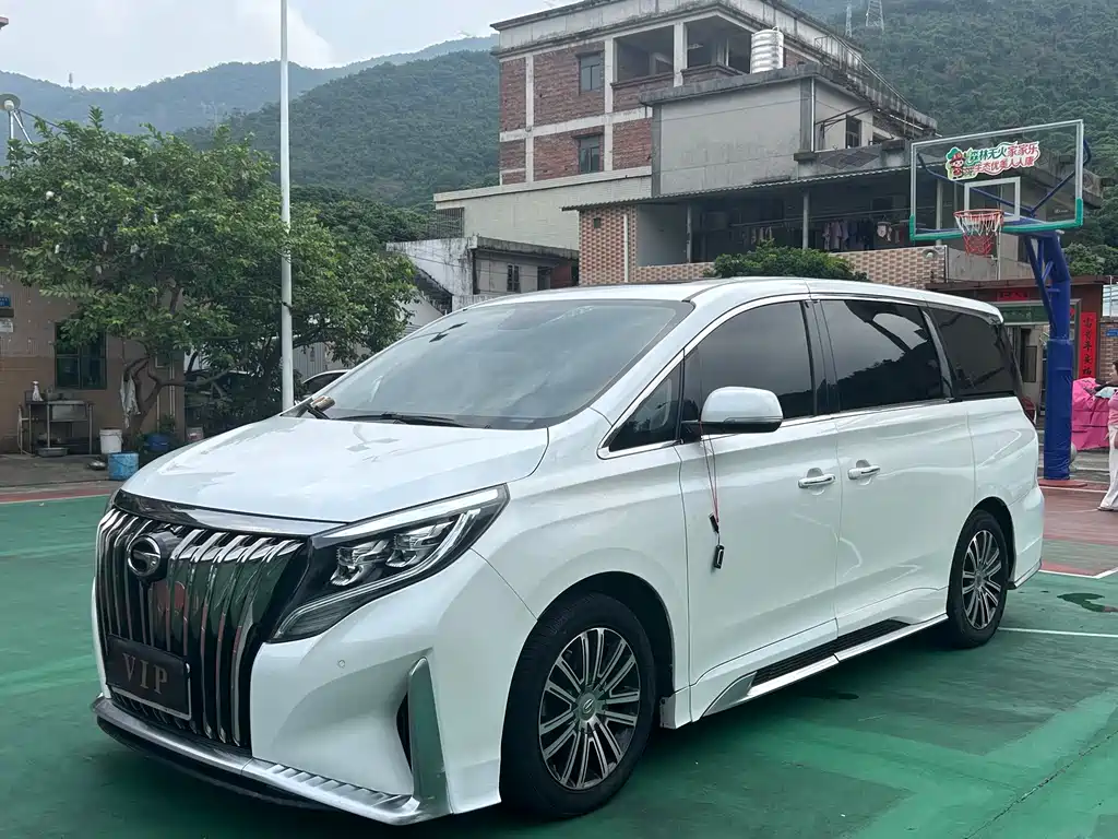GAC Motor Trumpchi M8