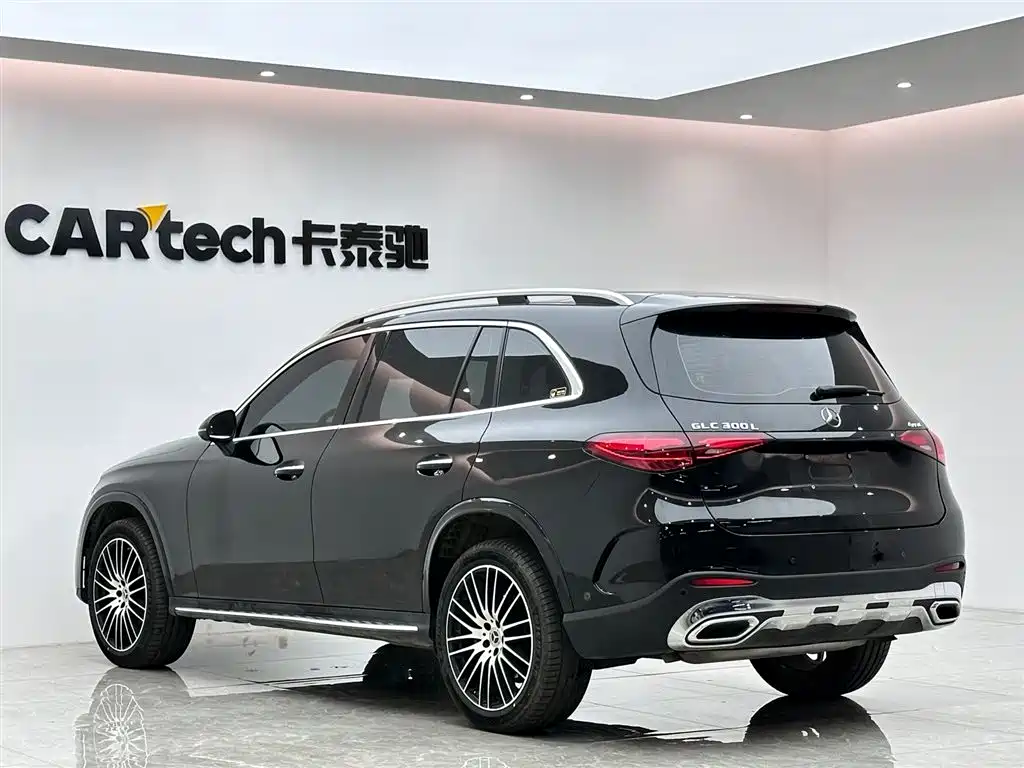 Mercedes-Benz GLC 2023 GLC 300 L 4MATIC Luxury 7 мест