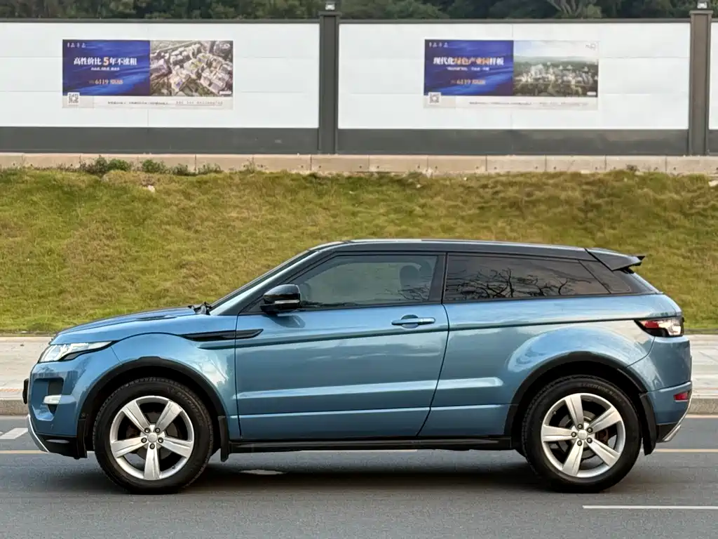 Land Rover Range Rover Evoque 2013 2.0T 3