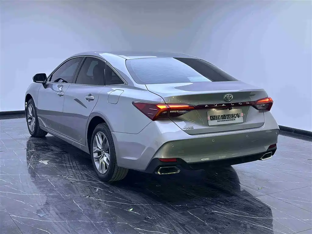 Toyota Avalon 2019 2.0L VI