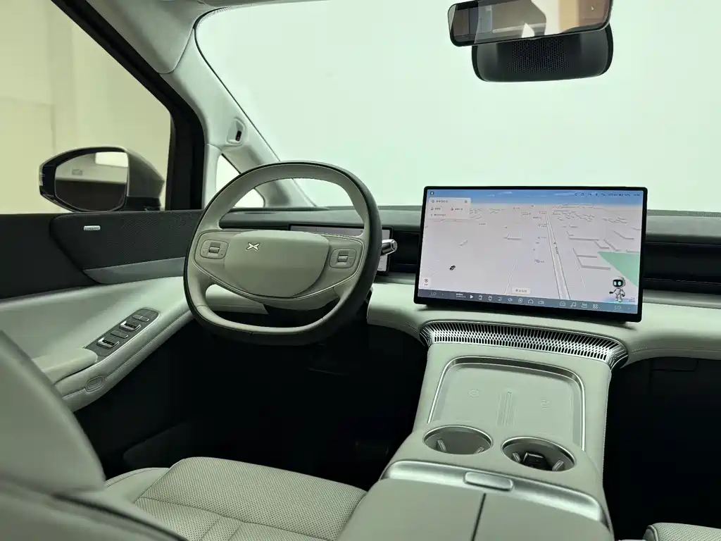 XPeng X9 — миниатюра 14