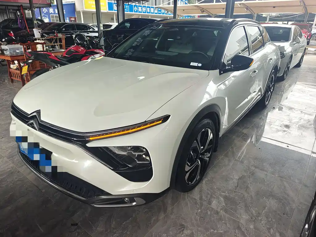Купить Citroen C5 X