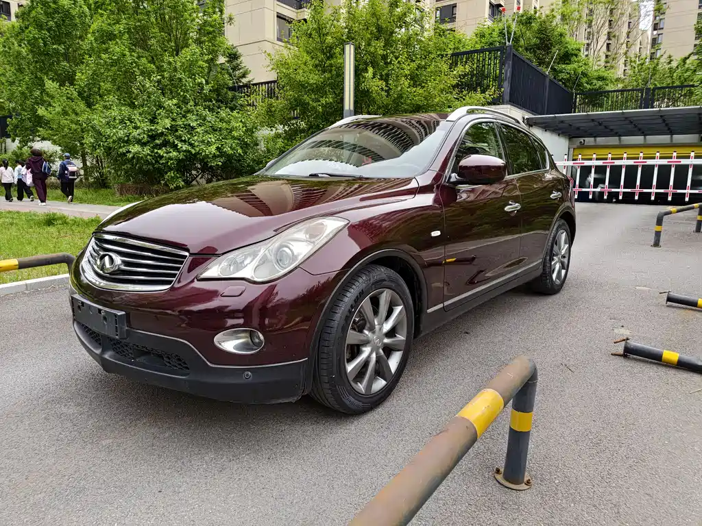 Infiniti EX 2012