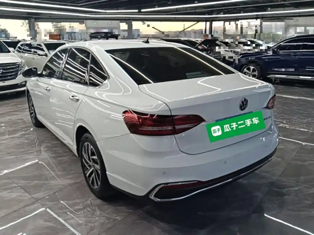 Volkswagen Lavida — миниатюра 5