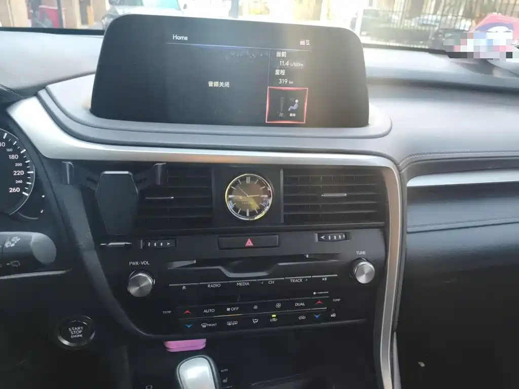 Lexus RX — миниатюра 14