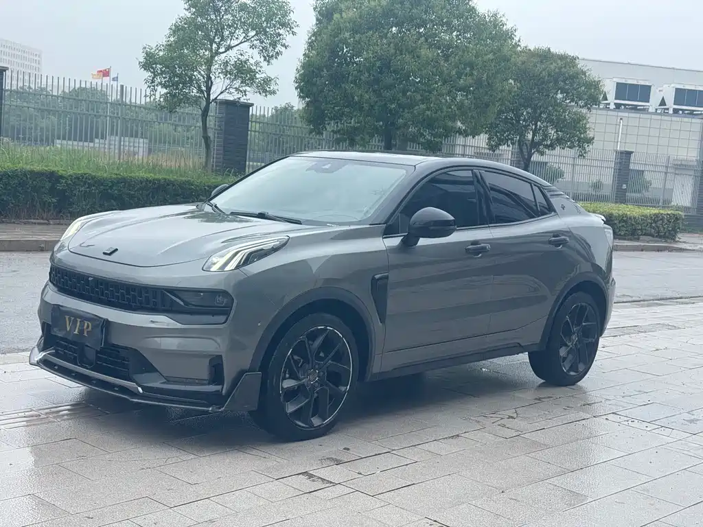 Купить Lynk & Co 05
