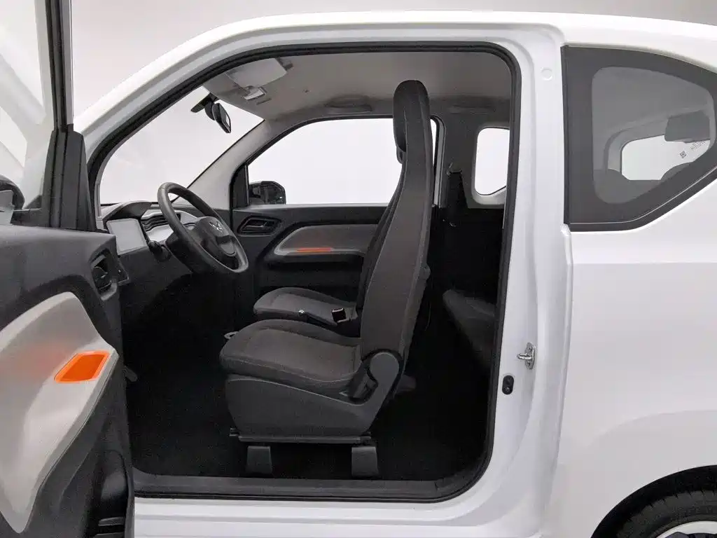 Wuling MINIEV — миниатюра 10