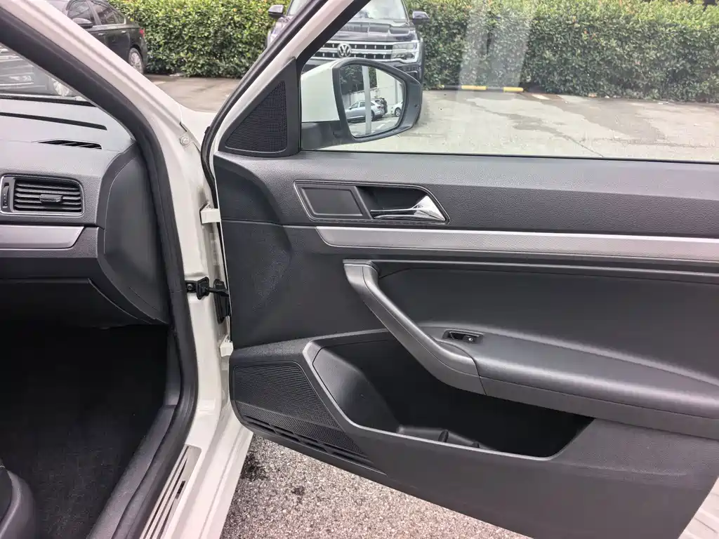 Volkswagen Gran Lavida — миниатюра 11