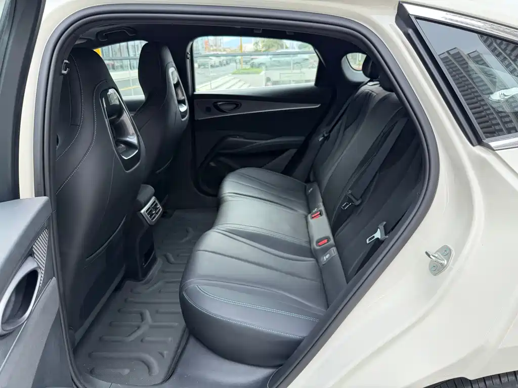 BYD SEAL 06 NEW ENERGY