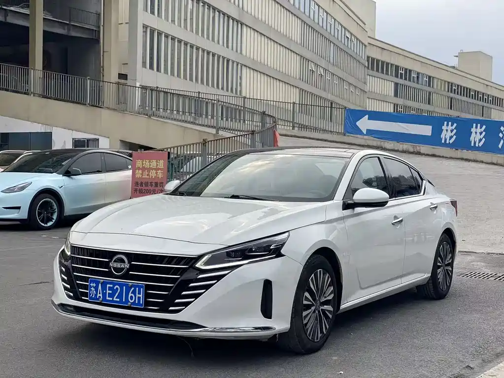 Nissan Teana — миниатюра 3