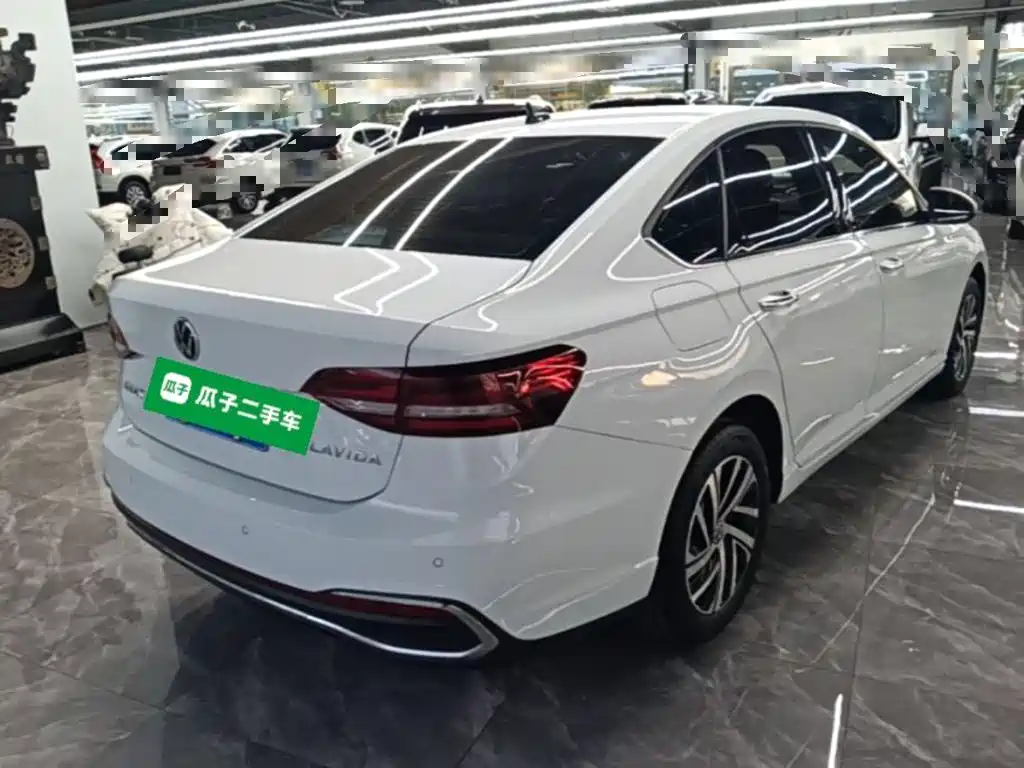 Volkswagen Lavida — миниатюра 7