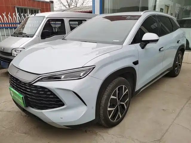 2025 BYD Song EV