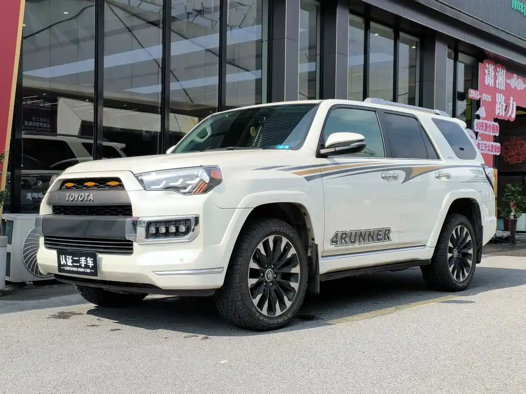 Toyota  2019