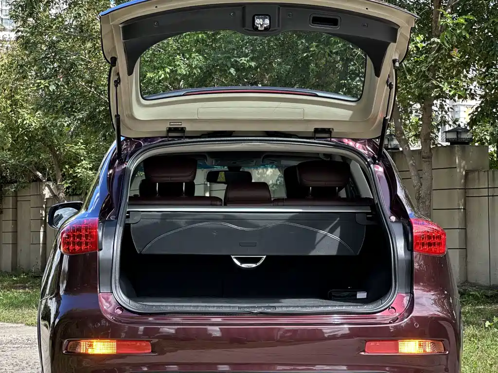 Infiniti QX50 — миниатюра 23