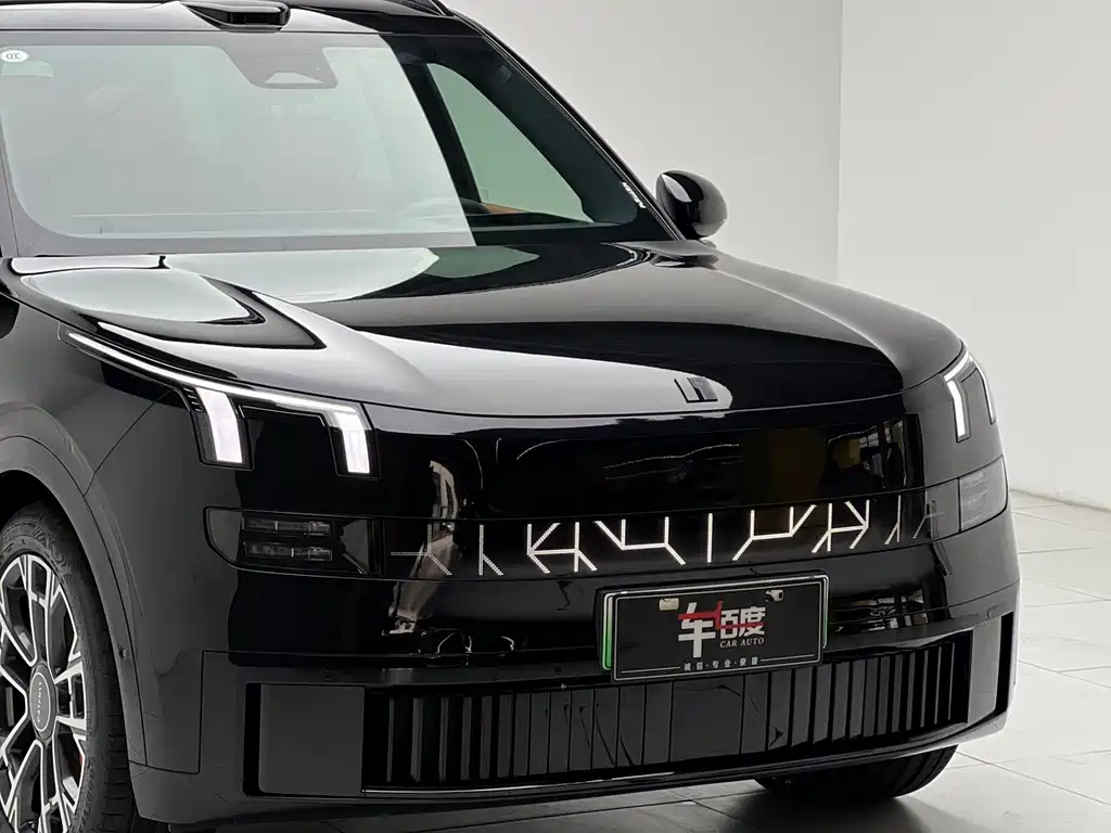 Lynk & Co 900 — миниатюра 22