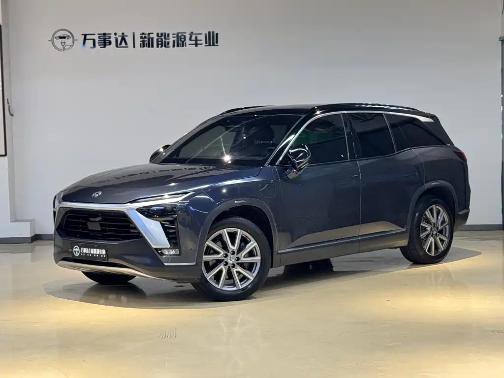 NIO ES8