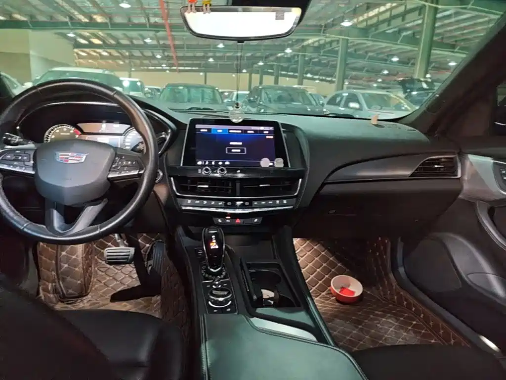 Cadillac CT5 — миниатюра 11